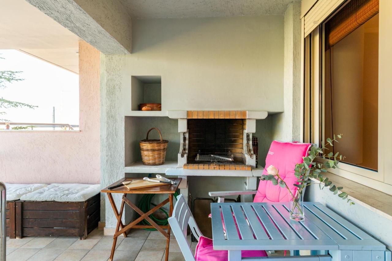 Appartement Something Different In Chalkida à Karababás Extérieur photo